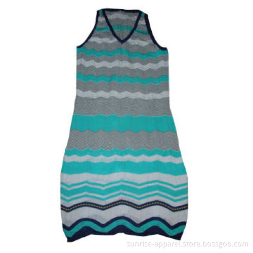 Women's Knitted Dress with 3/4-inch Sleeve and Rounded Neckline Shape